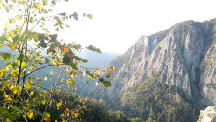Aytepe - Beşkayalar